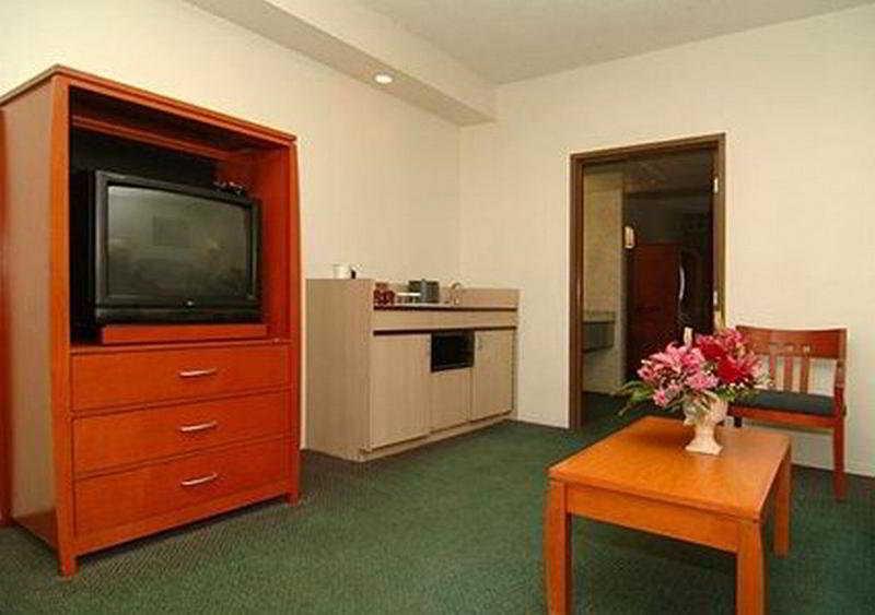 Clarion Suites Юма Екстер'єр фото