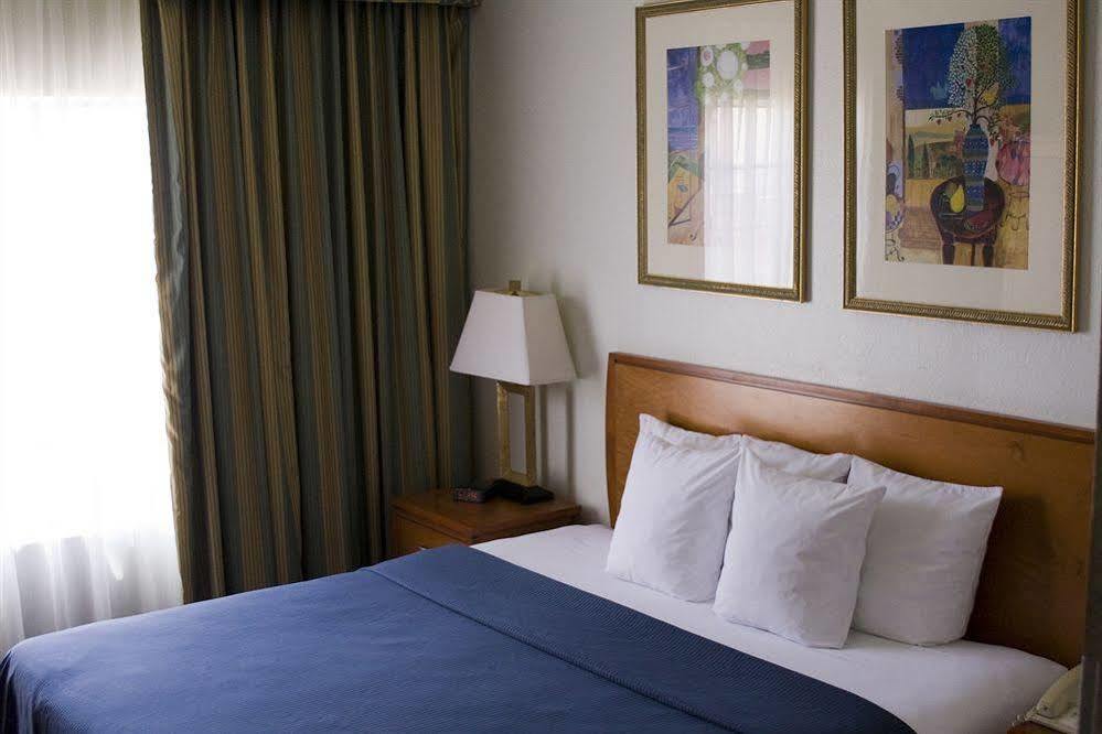 Clarion Suites Юма Екстер'єр фото